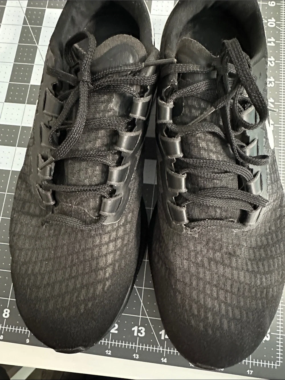 Nike Zoom Pegasus 37 Black and White Casual Running Sneakers-11.5